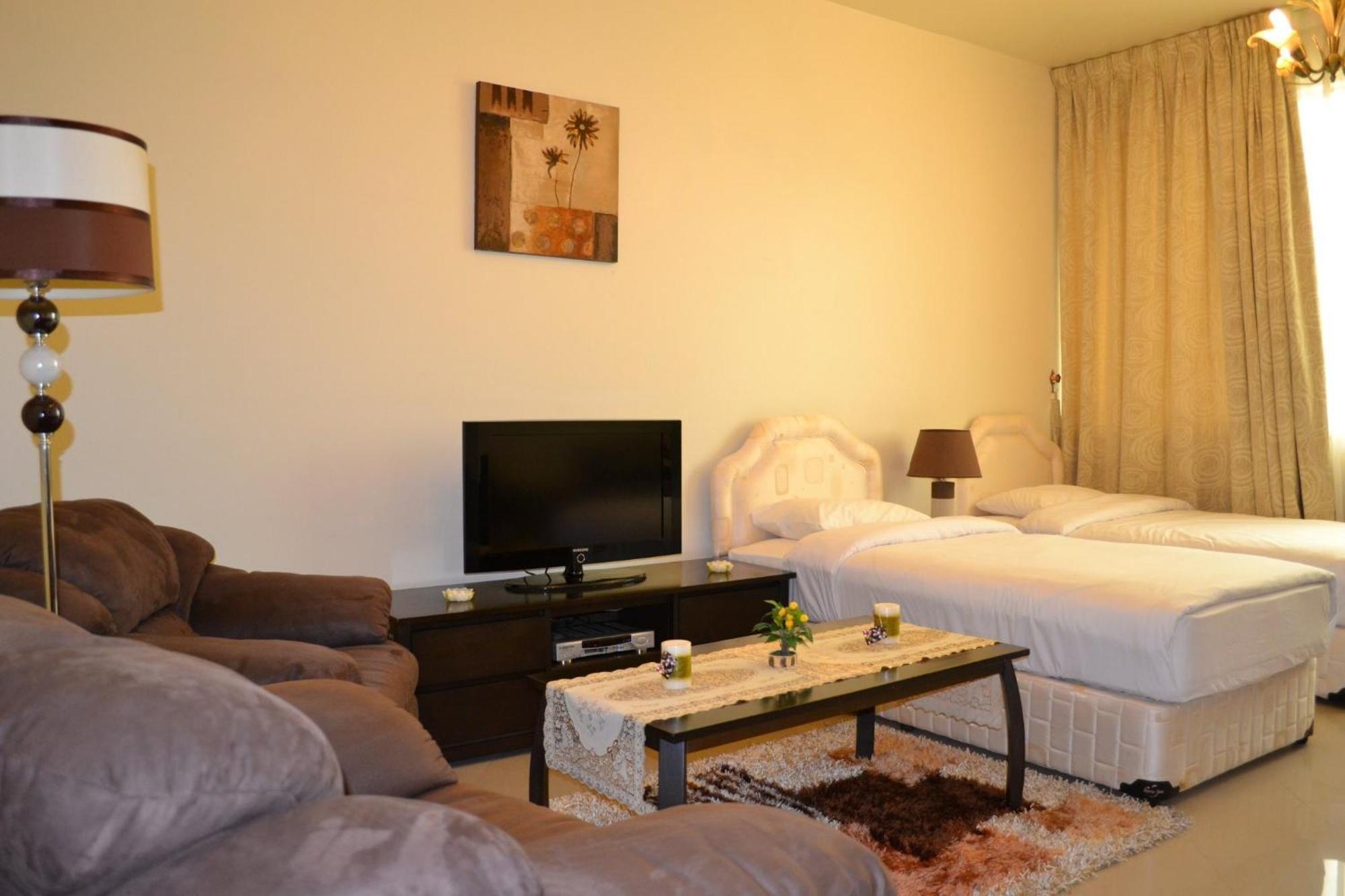 Abu Dhabi Plaza Hotel Apartments Exterior foto