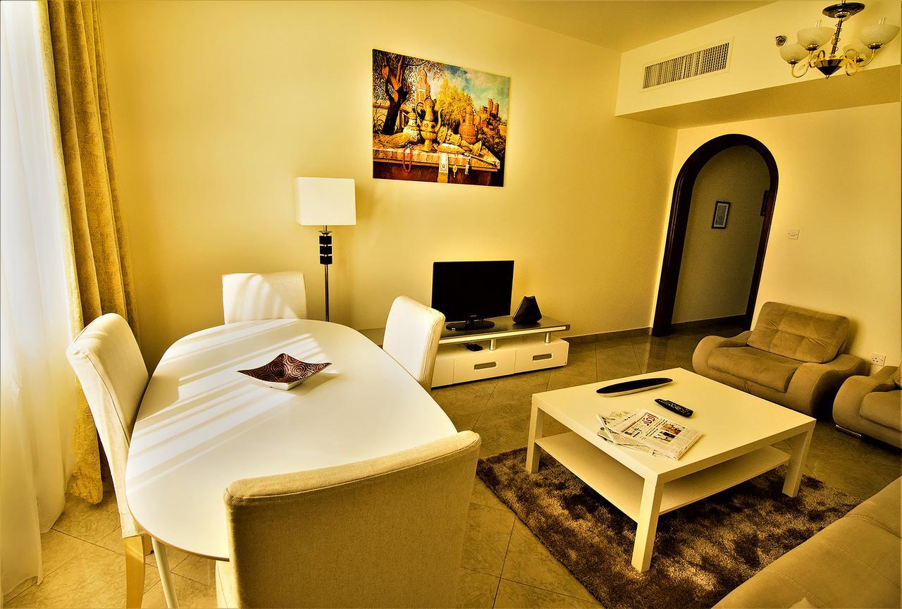 Abu Dhabi Plaza Hotel Apartments Exterior foto